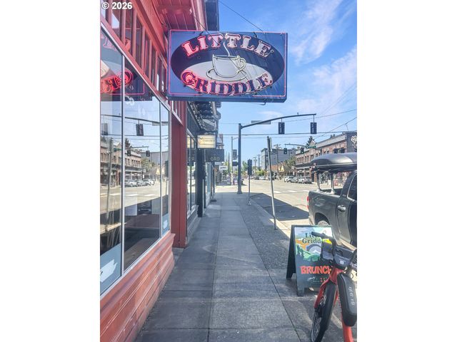 1230 Se 32ND Pl, Portland, OR 97214