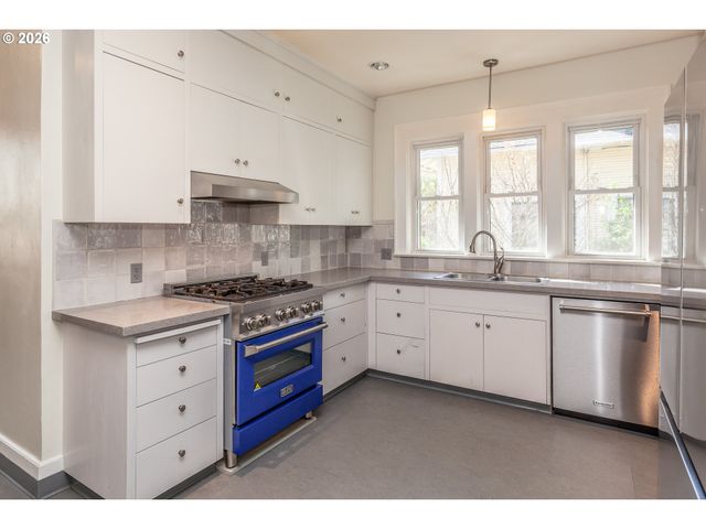 1230 Se 32ND Pl, Portland, OR 97214