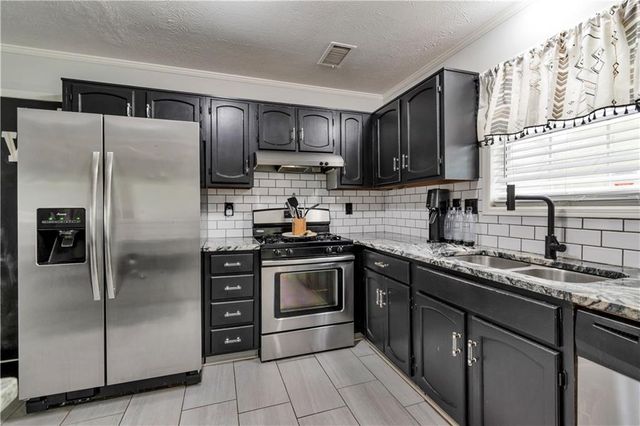 1224 Shelton Way, Lawrenceville, GA 30043