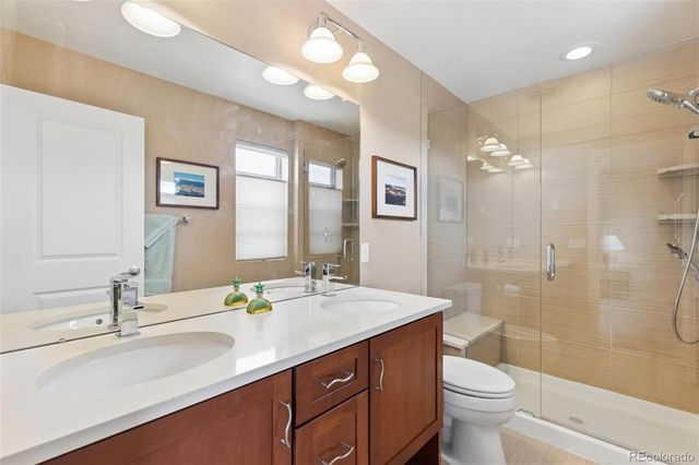 570 S Vance Street, Lakewood, CO 80226