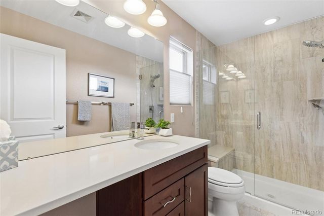 570 S Vance Street, Lakewood, CO 80226