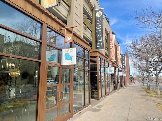 570 S Vance Street, Lakewood, CO 80226