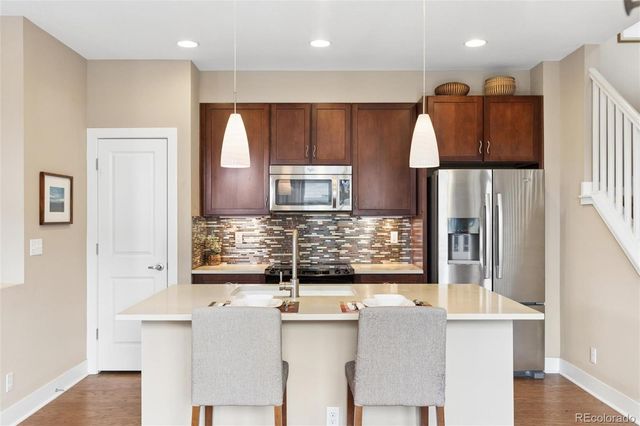 570 S Vance Street, Lakewood, CO 80226