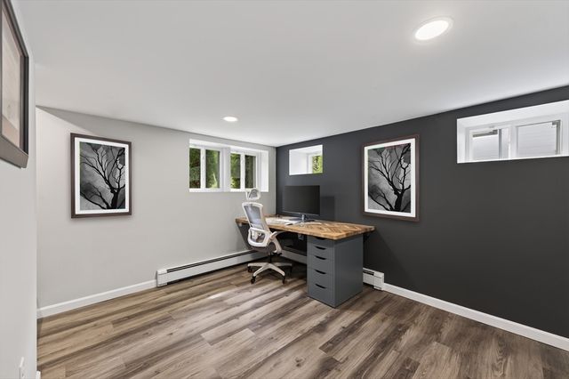 15 Pheasant Ln, Woburn, MA 01801