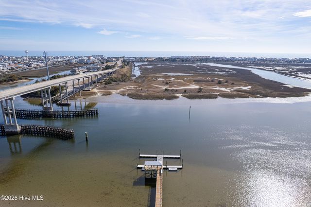 6273 Maritime Way SW, Ocean Isle Beach, NC 28469