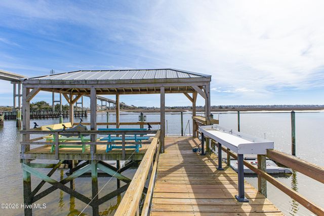 6273 Maritime Way SW, Ocean Isle Beach, NC 28469