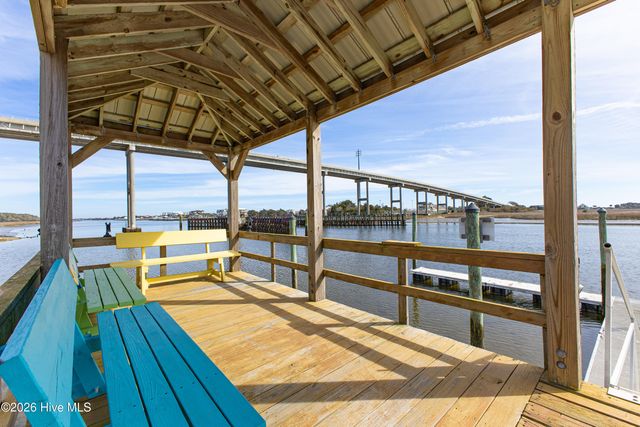 6273 Maritime Way SW, Ocean Isle Beach, NC 28469