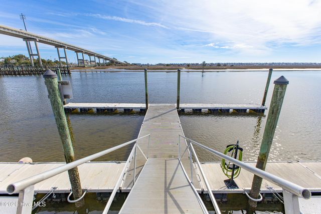 6273 Maritime Way SW, Ocean Isle Beach, NC 28469