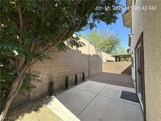 637 Lucky Pine Street, Henderson, NV 89002
