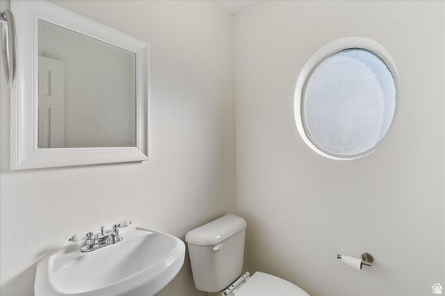 2078 E SPRING OAKS DR, Springville, UT 84663