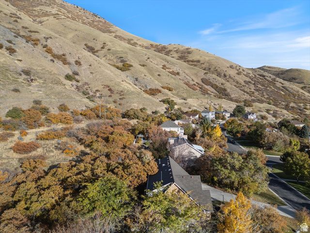 2078 E SPRING OAKS DR, Springville, UT 84663