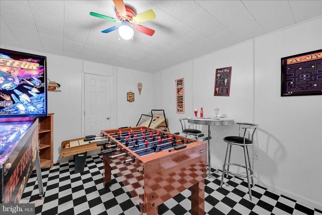 507 CREST CIR, Mohnton, PA 19540