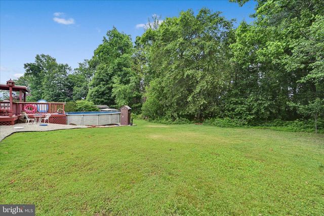 507 CREST CIR, Mohnton, PA 19540