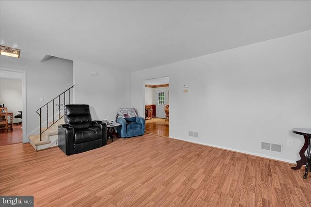 507 CREST CIR, Mohnton, PA 19540
