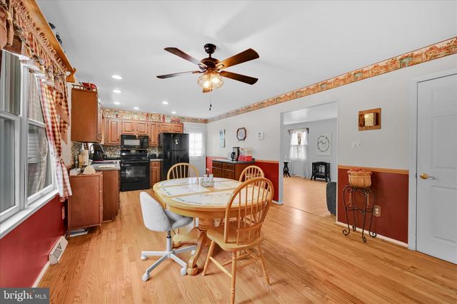 507 CREST CIR, Mohnton, PA 19540