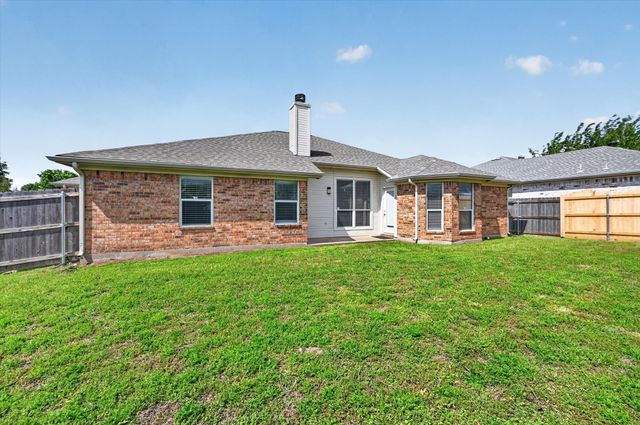 548 Marybeth Drive, Burleson, TX 76028