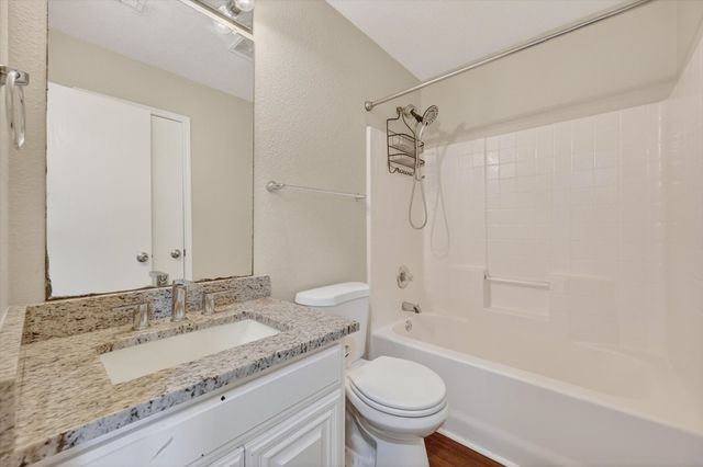 548 Marybeth Drive, Burleson, TX 76028