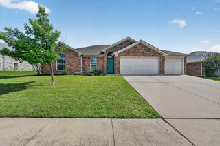 548 Marybeth Drive, Burleson, TX 76028