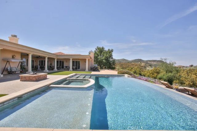 37305 Calle De Lobo, Murrieta, CA 92562