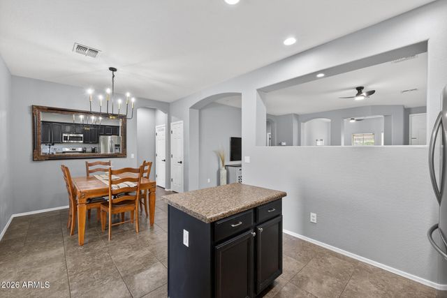 724 W TRELLIS Road, Queen Creek, AZ 85140