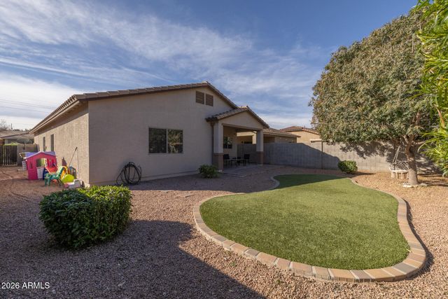 724 W TRELLIS Road, Queen Creek, AZ 85140