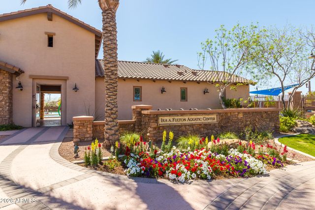 724 W TRELLIS Road, Queen Creek, AZ 85140