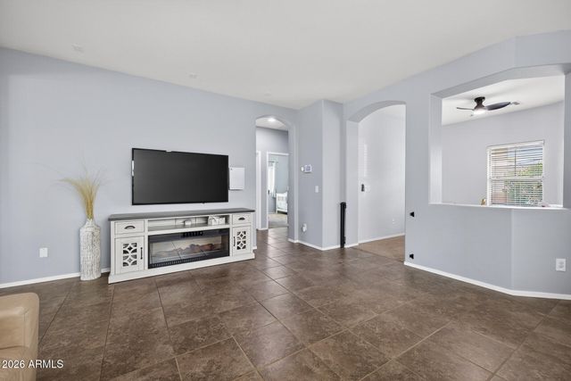 724 W TRELLIS Road, Queen Creek, AZ 85140