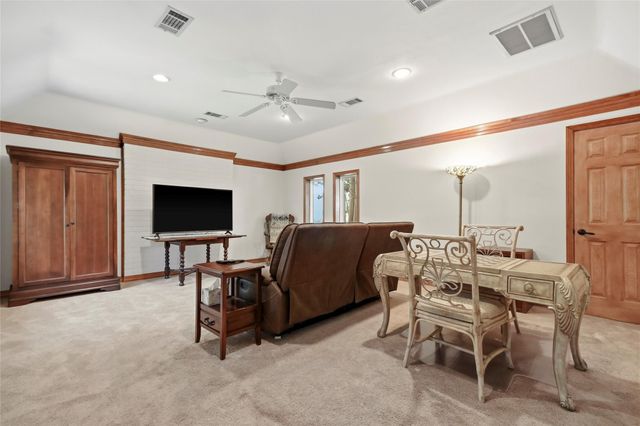 9111 Tepee Trail, Houston, TX 77064