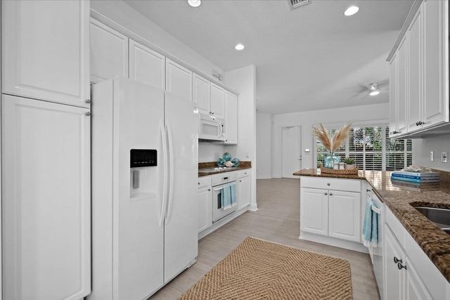 1041 Big Pine Way, Jupiter, FL 33458