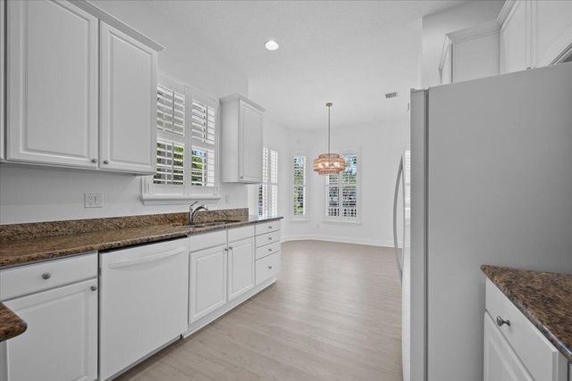 1041 Big Pine Way, Jupiter, FL 33458