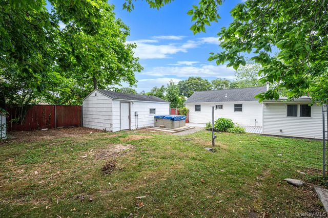 1440 Lombardy Boulevard, Bay Shore, NY 11706