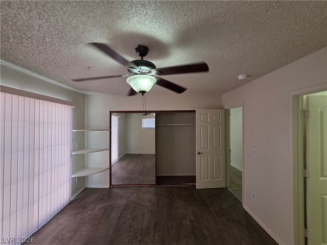 2121 Chertsey Drive D, Las Vegas, NV 89108