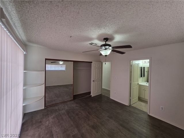 2121 Chertsey Drive D, Las Vegas, NV 89108