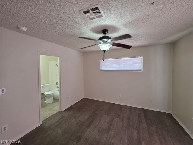 2121 Chertsey Drive D, Las Vegas, NV 89108