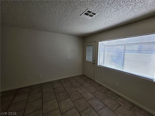 2121 Chertsey Drive D, Las Vegas, NV 89108