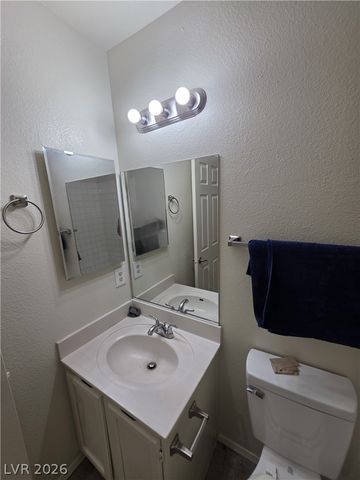 2121 Chertsey Drive D, Las Vegas, NV 89108