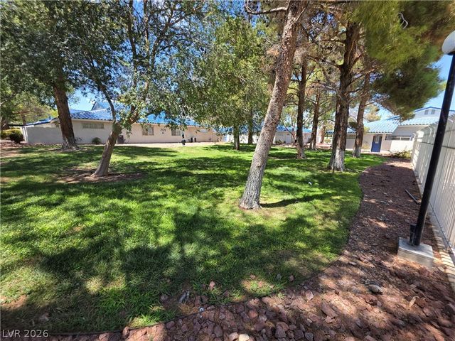2121 Chertsey Drive D, Las Vegas, NV 89108
