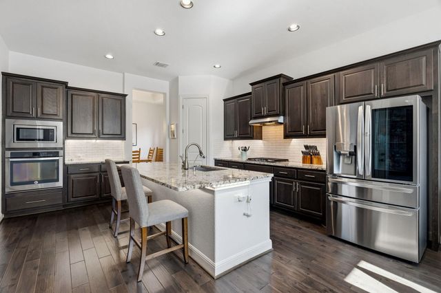 213 Garden Gate LN, Liberty Hill, TX 78642