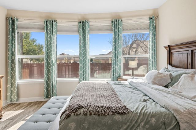 213 Garden Gate LN, Liberty Hill, TX 78642