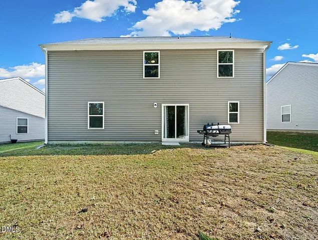 336 Rustling Way, Zebulon, NC 27597