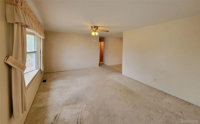 831 Meadow Drive, Davison, MI 48423