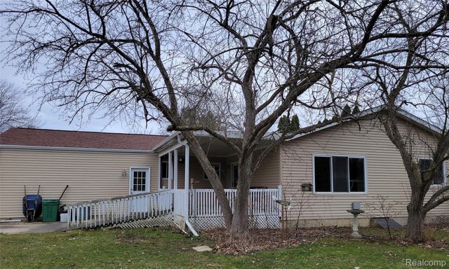 831 Meadow Drive, Davison, MI 48423