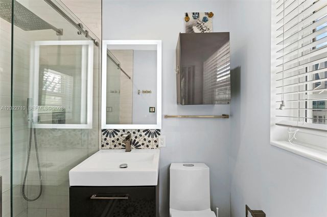 1925 Washington Ave 16, Miami Beach, FL 33139