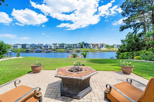 9785 Anchor Dr., Longs, SC 29568