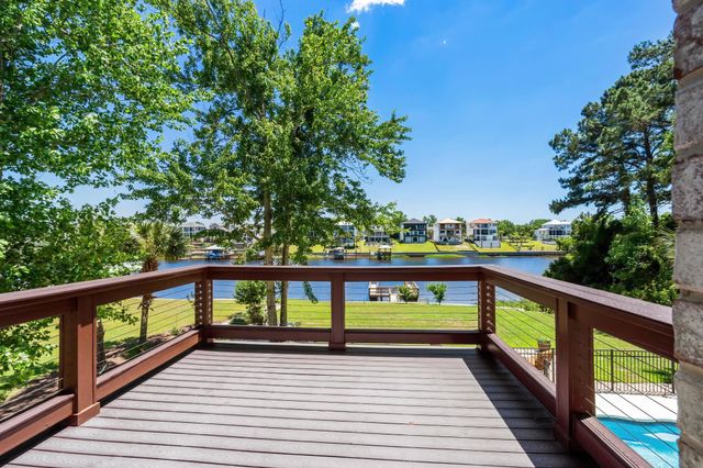 9785 Anchor Dr., Longs, SC 29568