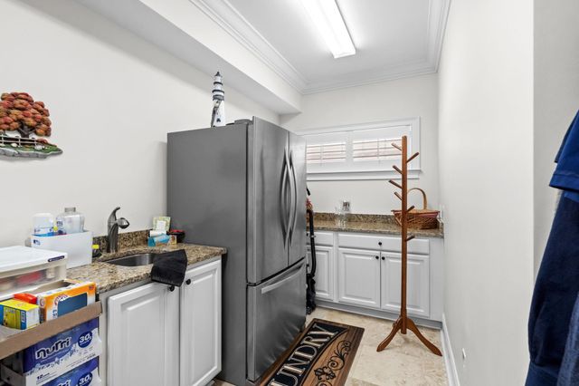 9785 Anchor Dr., Longs, SC 29568