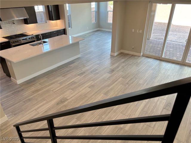 8518 Brian Strange Court, Las Vegas, NV 89113