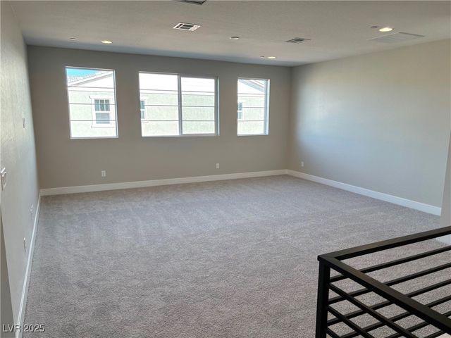 8518 Brian Strange Court, Las Vegas, NV 89113