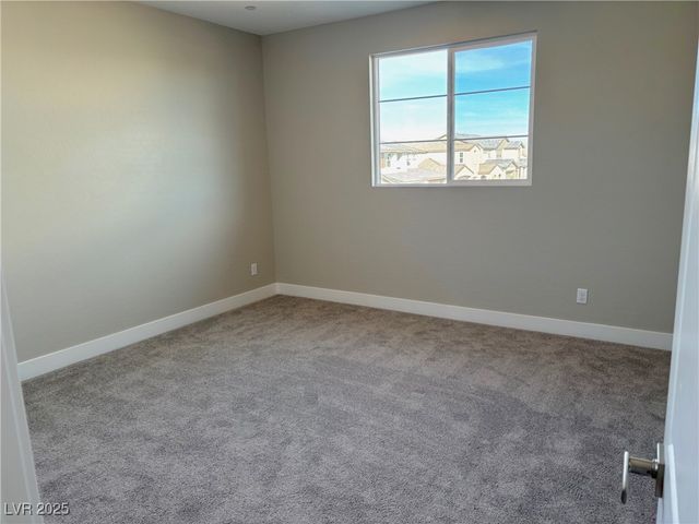 8518 Brian Strange Court, Las Vegas, NV 89113