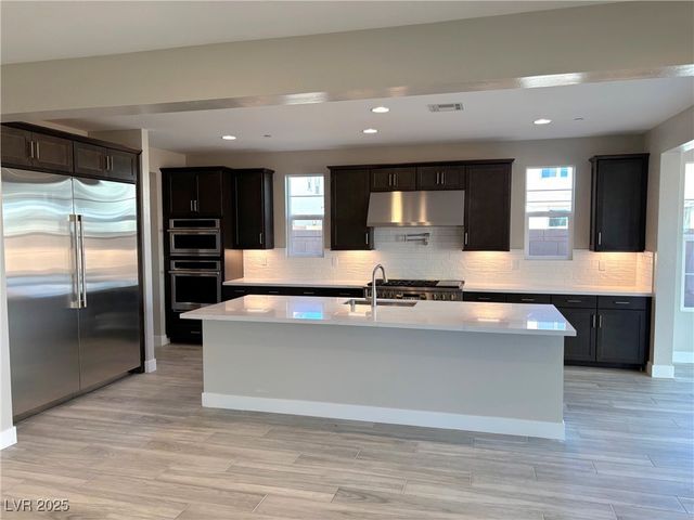 8518 Brian Strange Court, Las Vegas, NV 89113